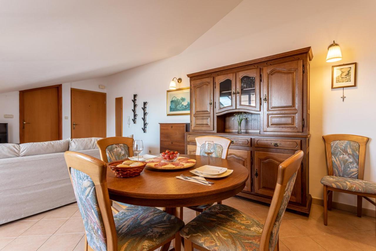 Apartment Tereza Малинска Экстерьер фото