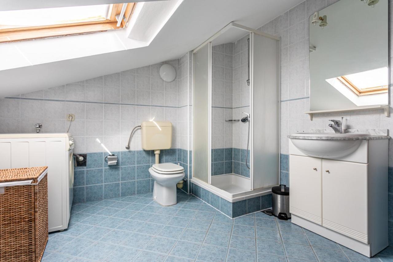 Apartment Tereza Малинска Экстерьер фото